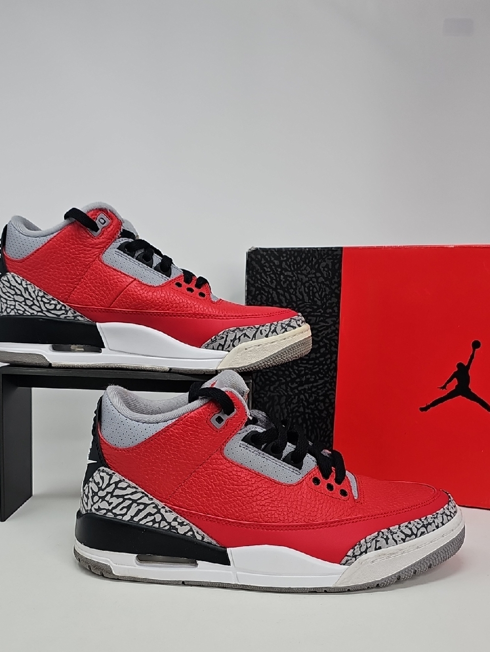 Nike Air Jordan 3 Retro SE Mid Unite Red CK5692-600 Mens Shoes - Size 8